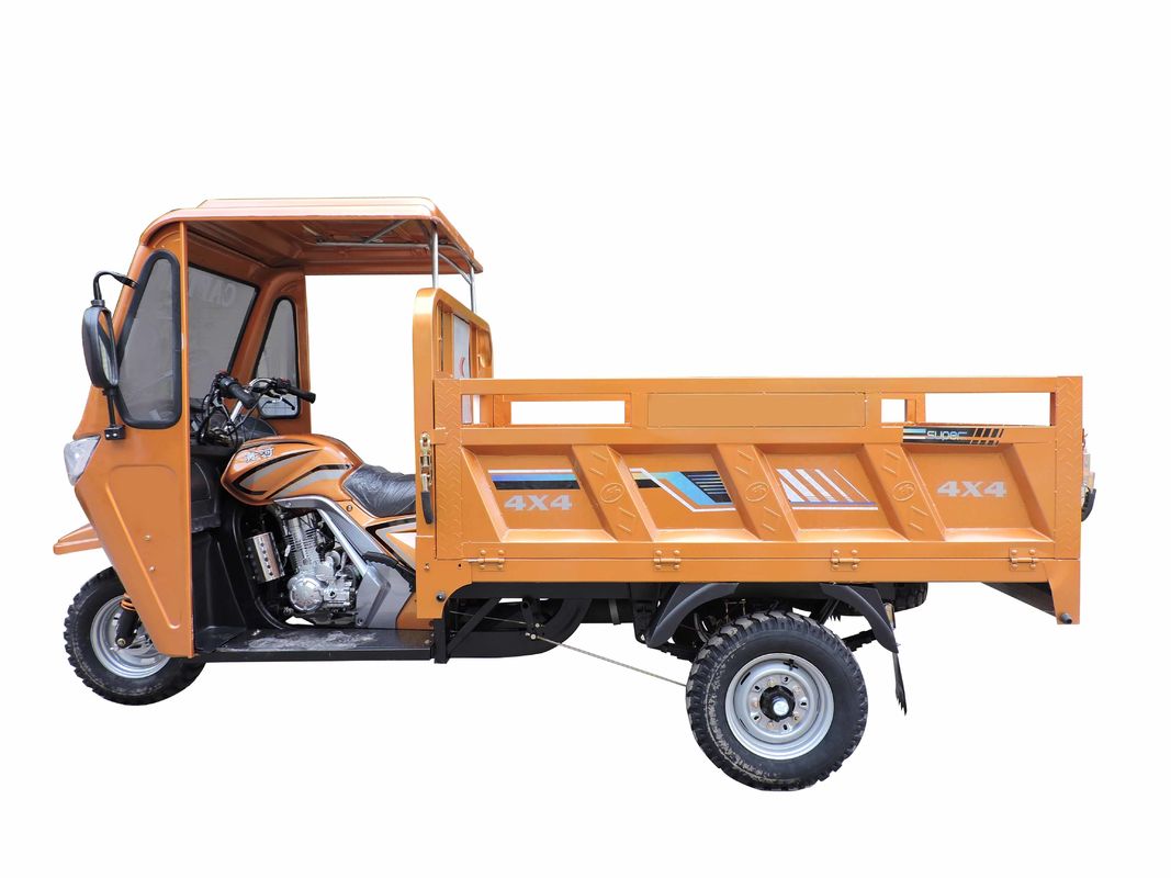 Tipo de cuerpo abierto del triciclo del motor del cargo de la rueda de la impulsión de eje 3 alta capacidad de cargamento de 1700 * de 1250m m